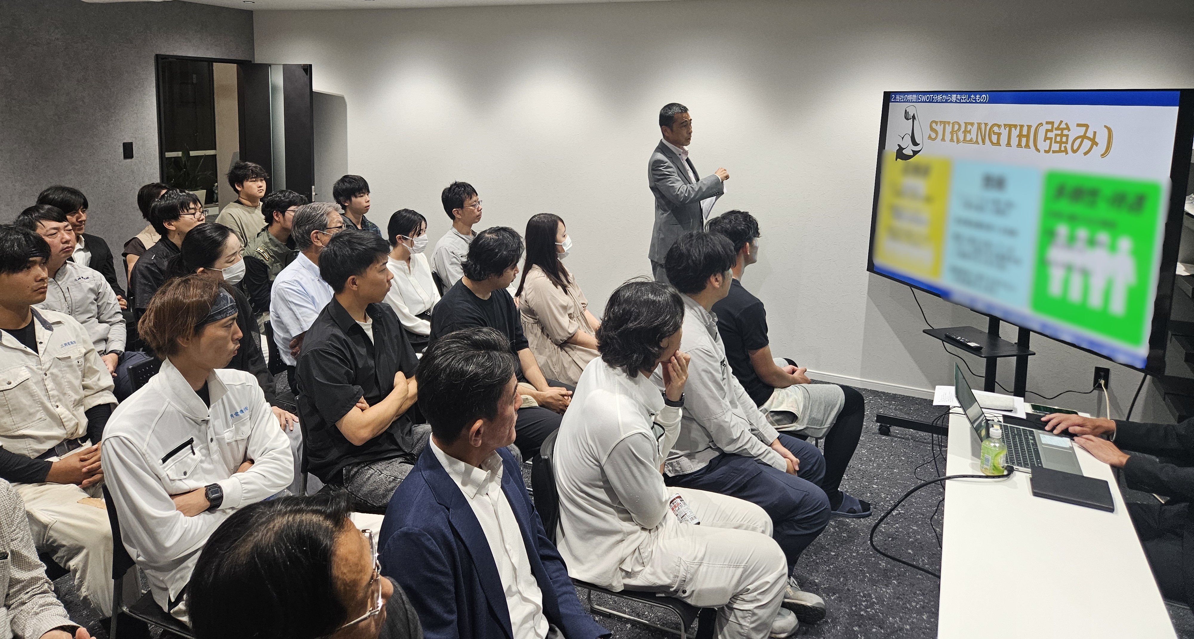 ①20251003_183858 - コピー掲示用_モザイク有